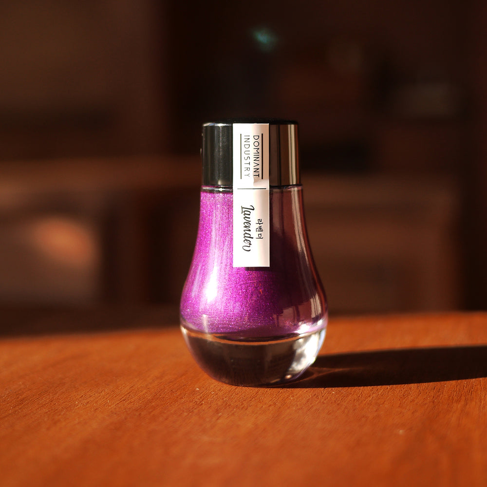 Dominant Industry Pearl 25ml Ink Bottle Lavender 010 — bottle at angle