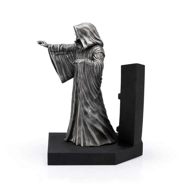 Royal Selangor Starwars Figurine - Emperor Palpatine — detail view