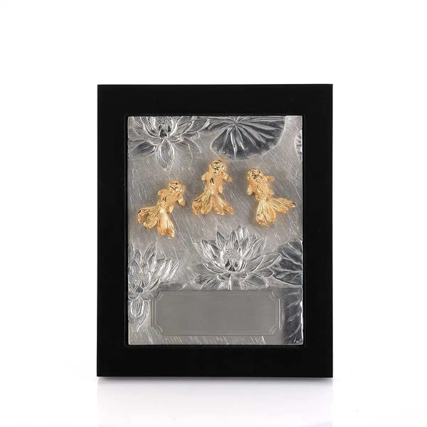 Royal Selangor Three Goldfish Plaque — front view