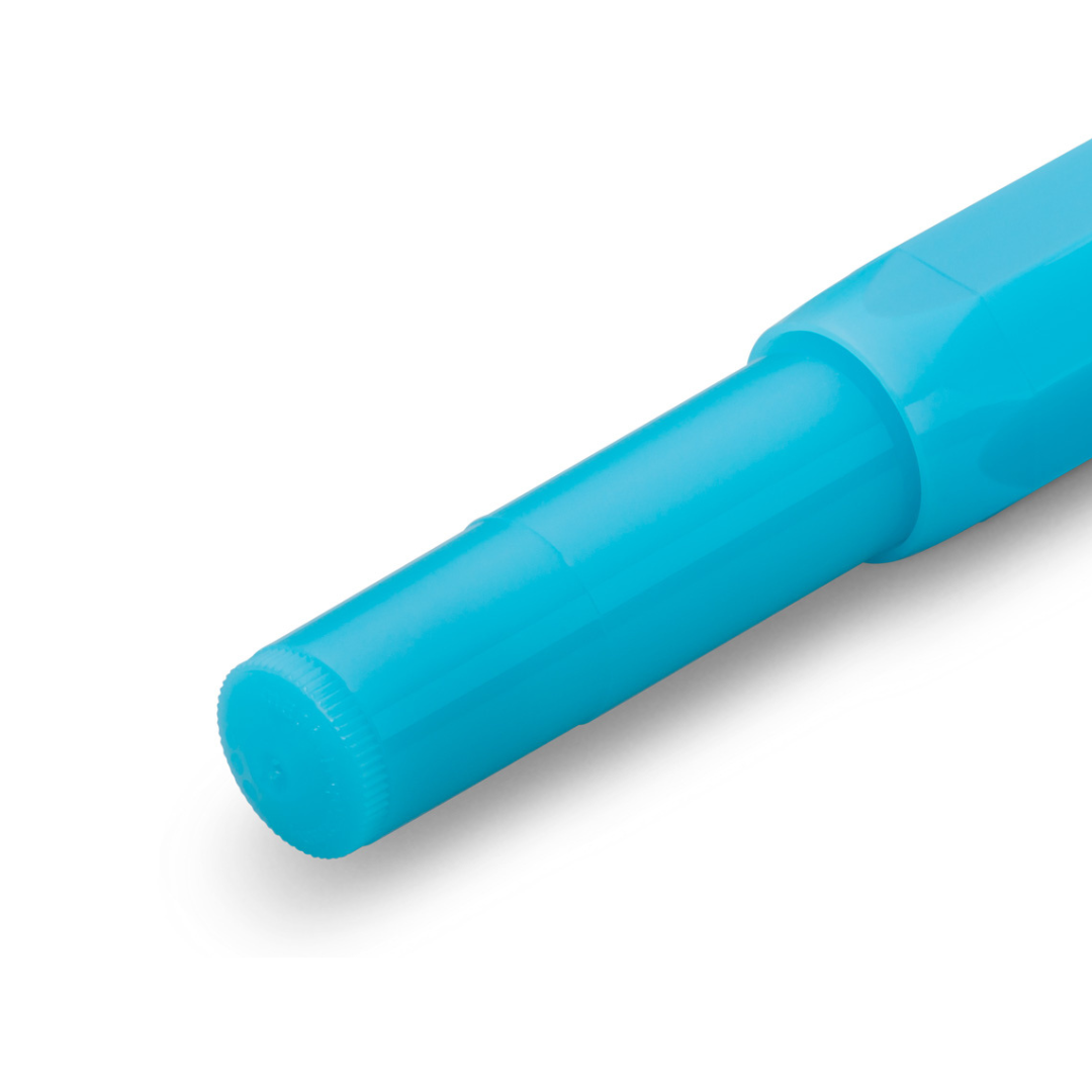 Kaweco Frosted Sport Gel Rollerball Pen - Light Blueberry — flat lay