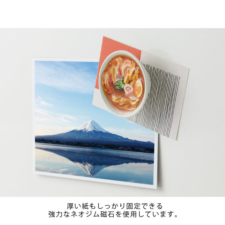 Midori Miniature Magnet - 1pc Ramen — in use