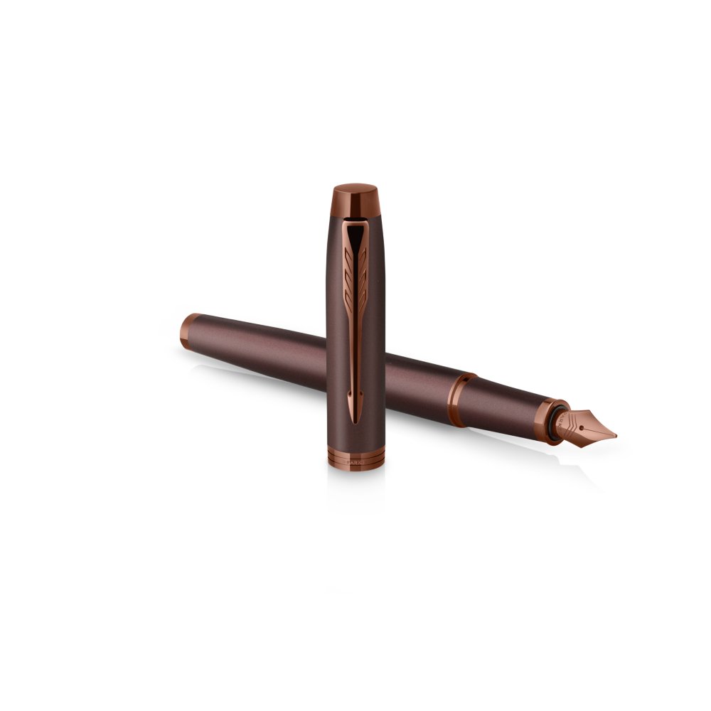 Parker IM PROFESSIONAL Fountain Pen - Monochrome Burgundy — flat lay
