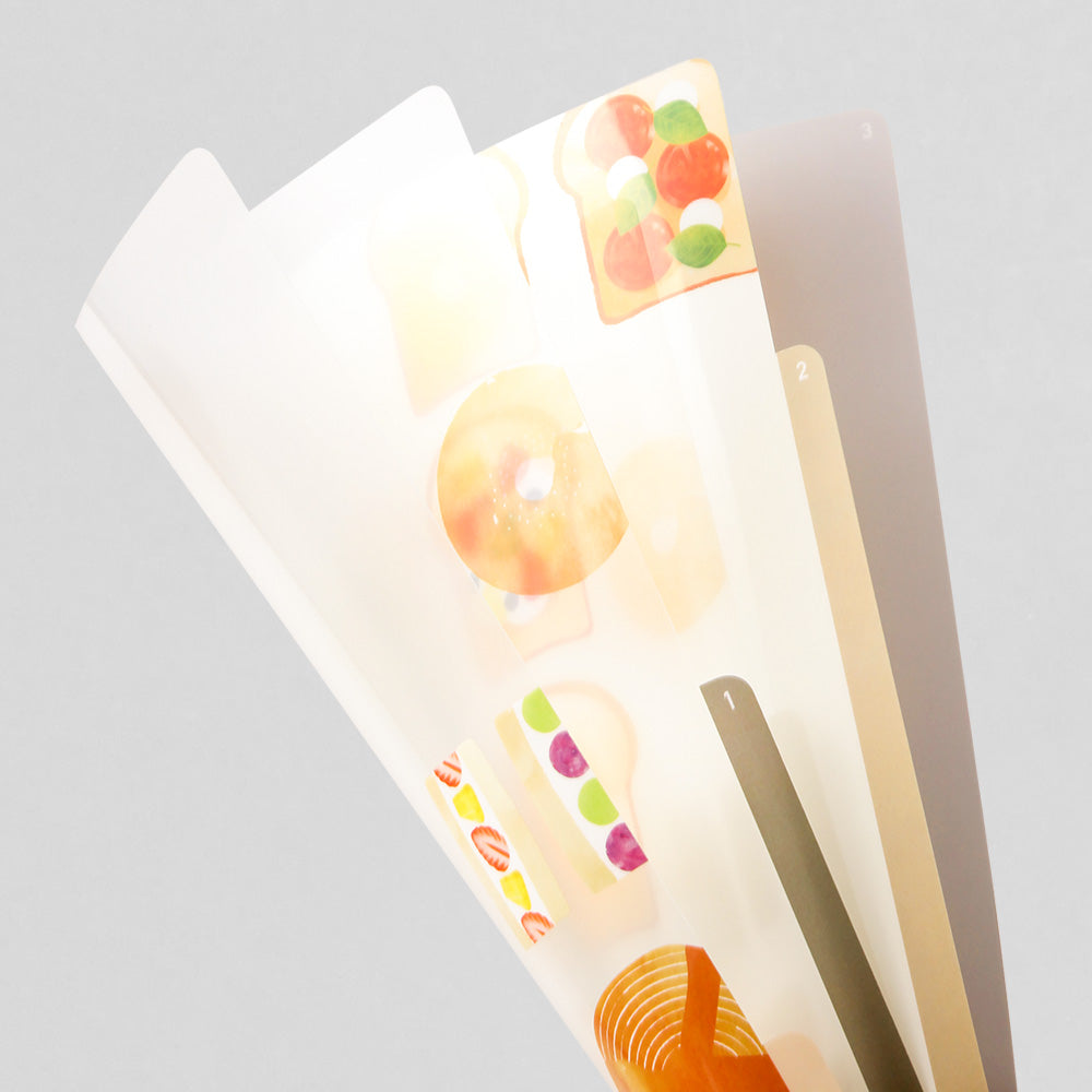 Midori 3 Pockets Clear Folder A4 Toast — in use