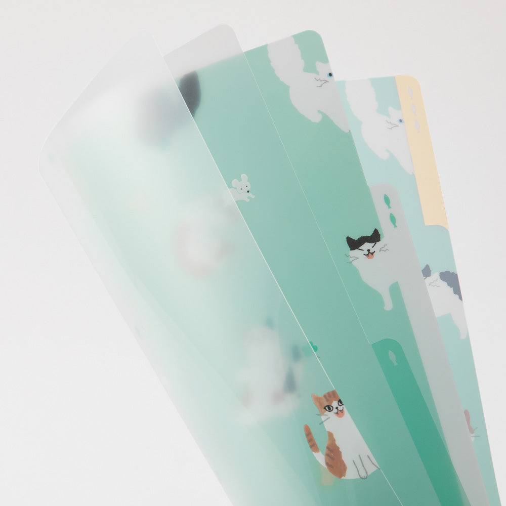 Midori A4 3 Pockets Clear Folder - Cats A — detail view