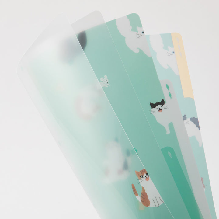Midori A4 3 Pockets Clear Folder - Cats A — detail view
