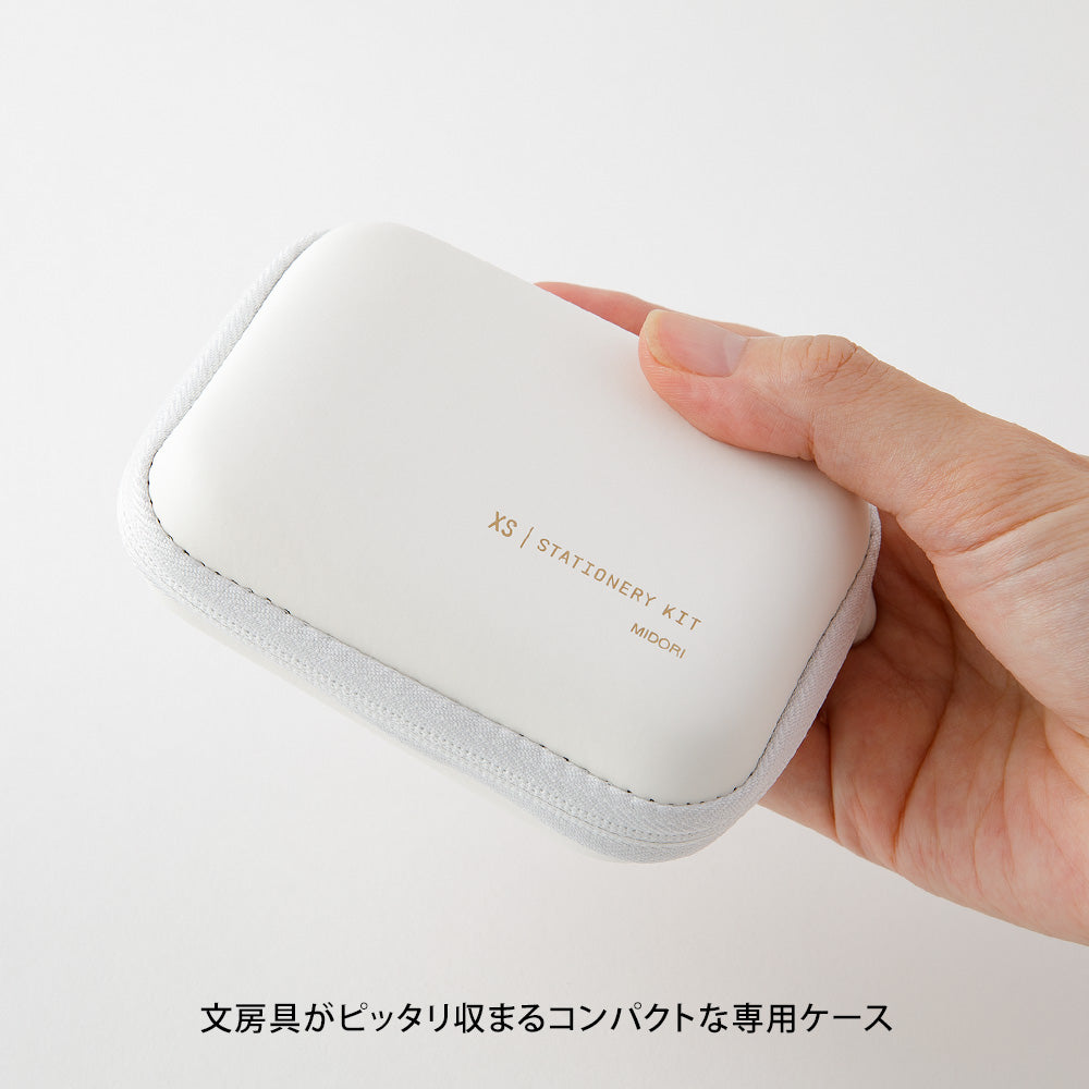 Midori XS Stationery Kit - White A — in use
