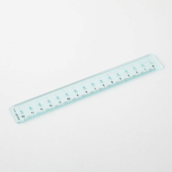 Midori Ruler (15cm) — flat lay