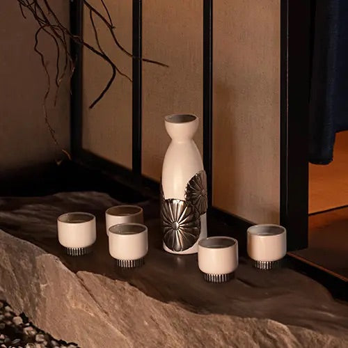 Royal Selangor Hana Sake Set — with pen