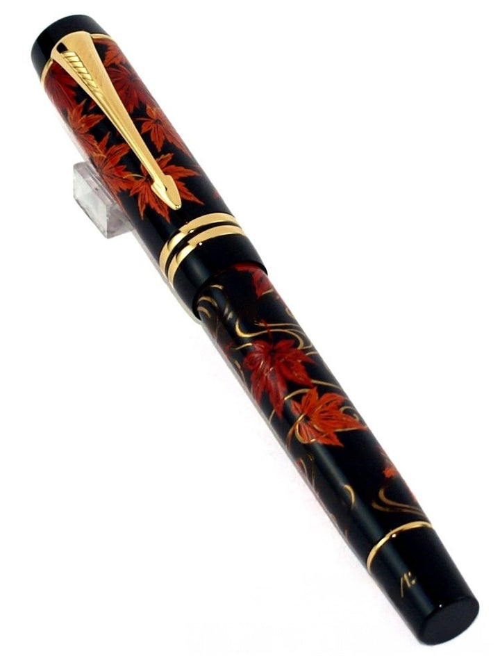 Parker Duofold Makie "The Maple Tree" Fountain Pen - Medium Nib (FPD 2024) — barrel detail