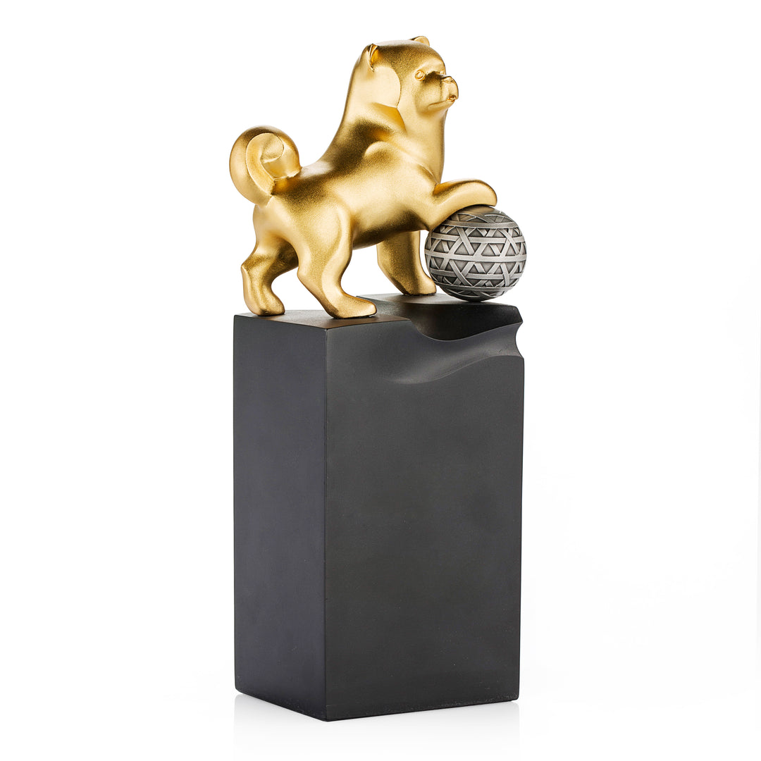 Royal Selangor 2018 Year of the Dog - Figurine — side view