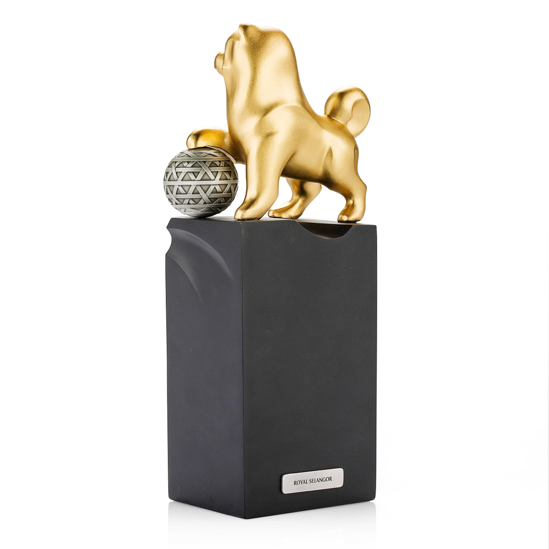 Royal Selangor 2018 Year of the Dog - Figurine — detail view