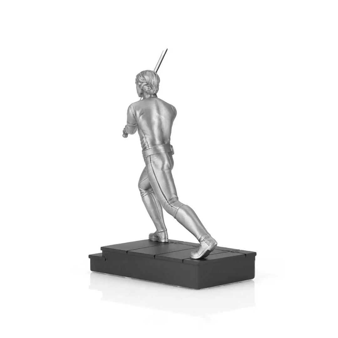 Royal Selangor Starwars Figurine - Luke Skywalker Lightsaber Duel — in use