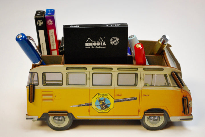 Kaweco PERKEO Bus Yellow — in use