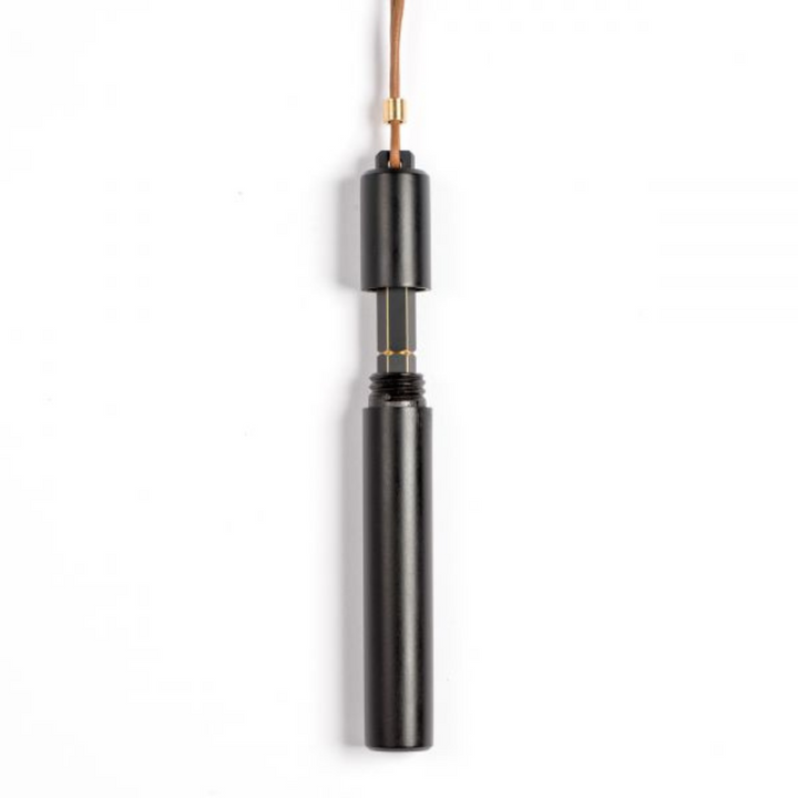 Ystudio Classic Revolve Portable Fountain Pen - Brassing — writing at an angle