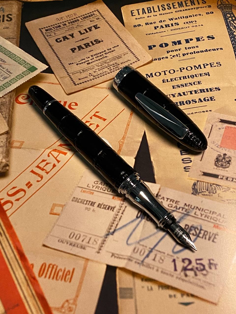 Luxo Limited Edition Leather Fountain Pen - Black (Fine Nib) — uncapped with cap posted