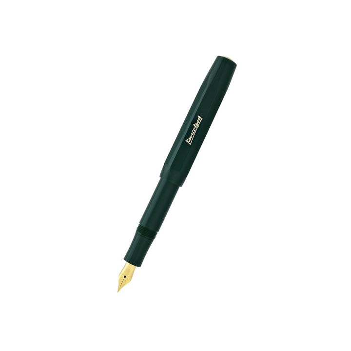 Kaweco Classic Sport Fountain Pen - Green — nib close-up
