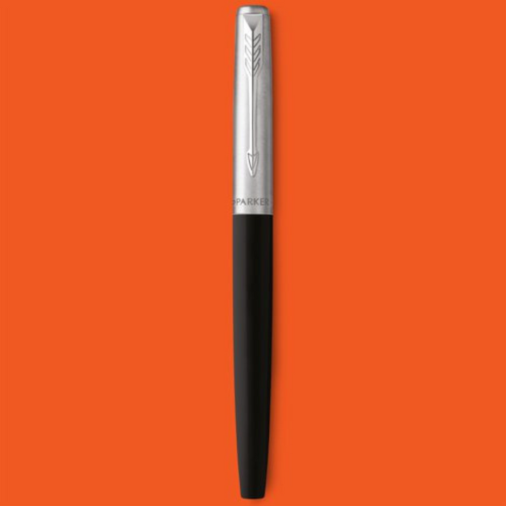 Parker Jotter Originals Fountain Pen - Black — writing at an angle