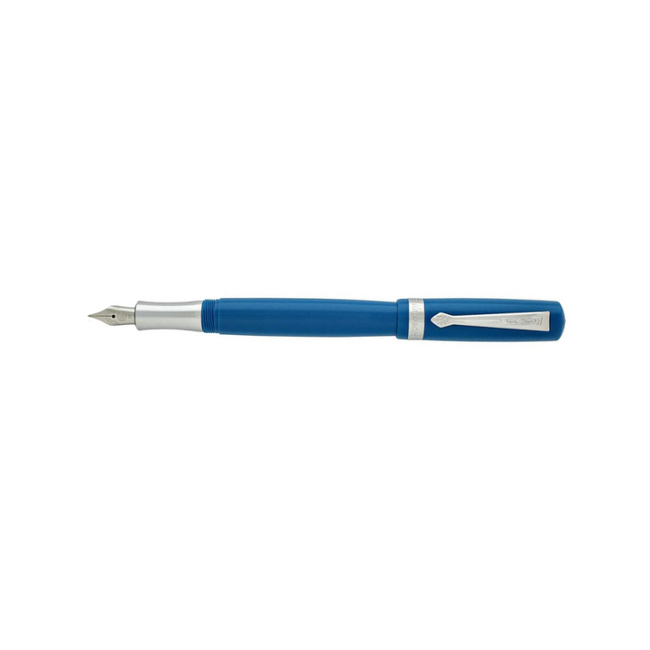 Kaweco STUDENT Fountain Pen - Vintage Blue — nib close-up