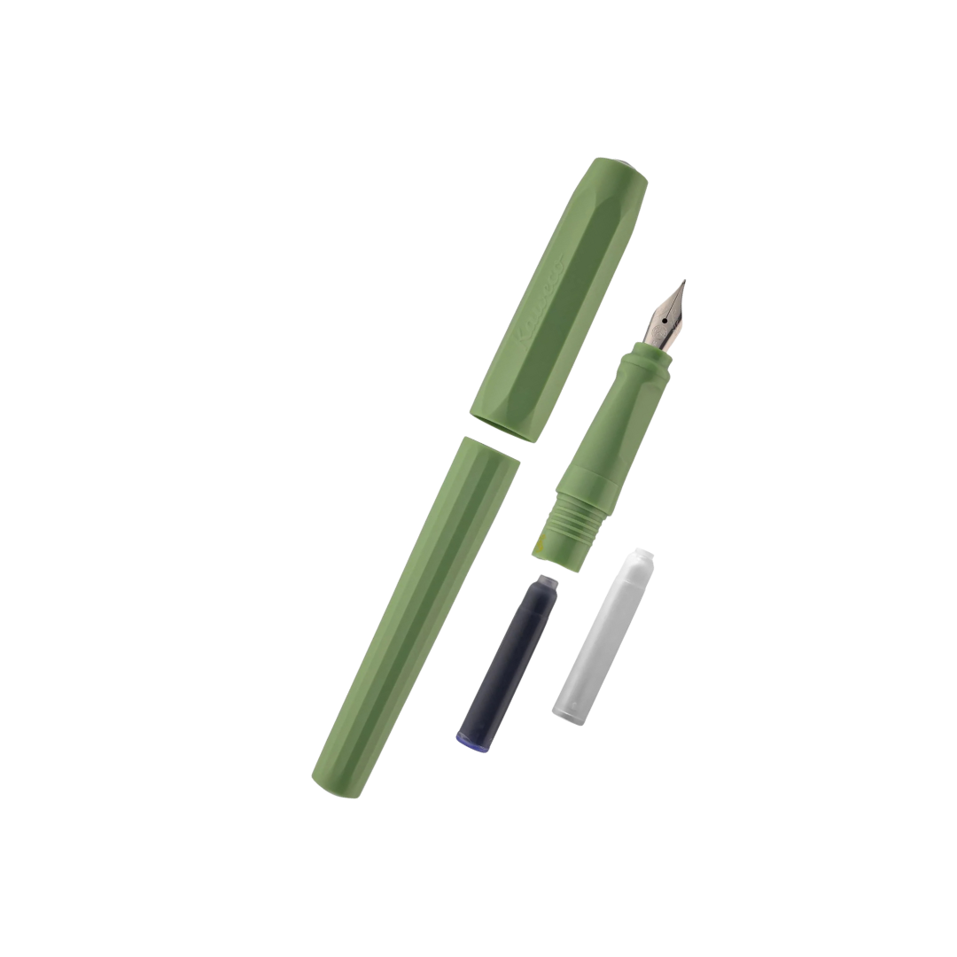 Kaweco Perkeo Fountain Pen - Jungle Green — writing at an angle