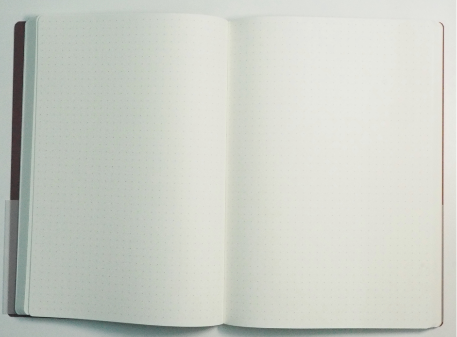 KOKUYO Thin Paper Notebook (A5) Century Edition - Dot Grid — pocket detail
