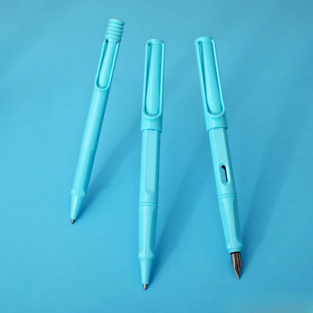 LAMY Safari Deelite Rollerball Pen -  Aqua Sky (Special Edition) — flat lay