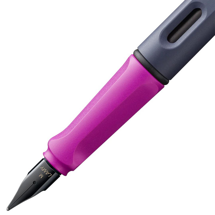 LAMY 0D7 Safari Fountain Pen - Pink Cliff [Pre-Order] — flat lay