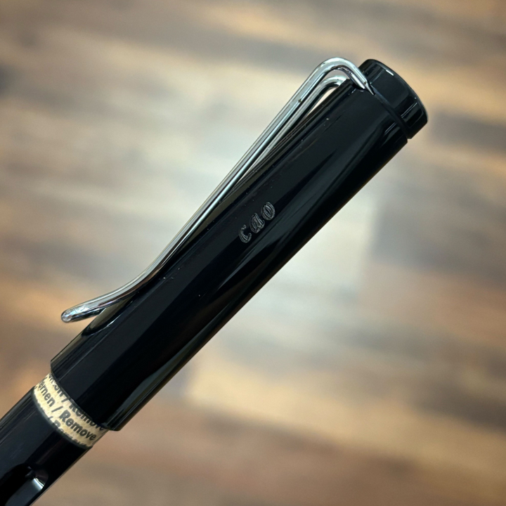 Lamy Safari Fountain Pen Black — Lamy fountain pen — precision nib writing instrument, at Cityluxe Singapore stationery store