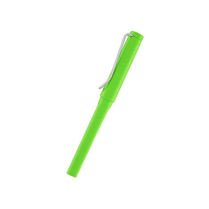 Lamy Safari Fountain Pen Green — barrel detail