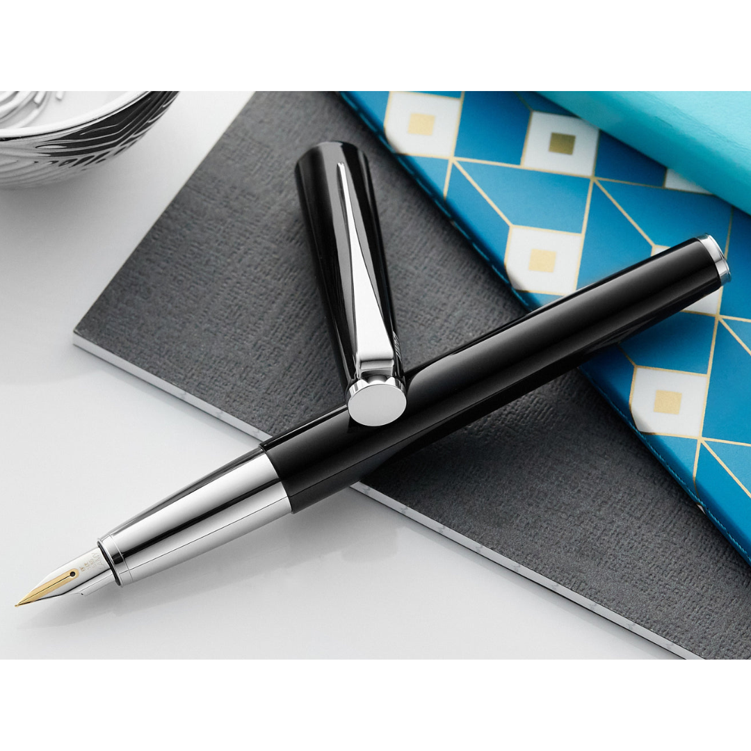 Lamy Studio Fountain Pen Piano Black — flat lay