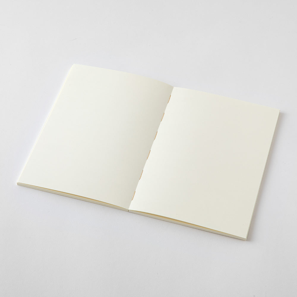MD Notebook Thick (A5) - Blank — pocket detail