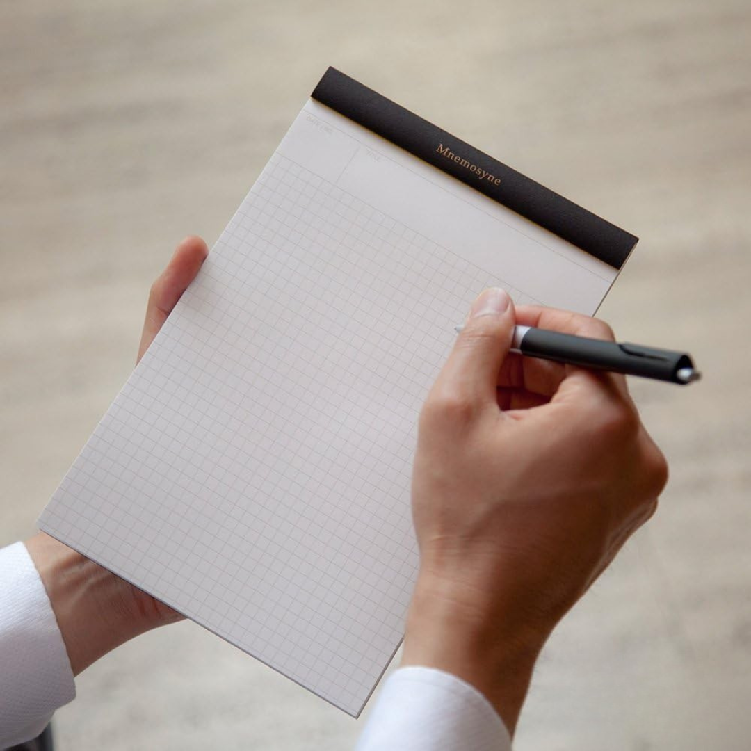 Maruman Mnemosyne A4 Notepad - Graph (Black) — in use