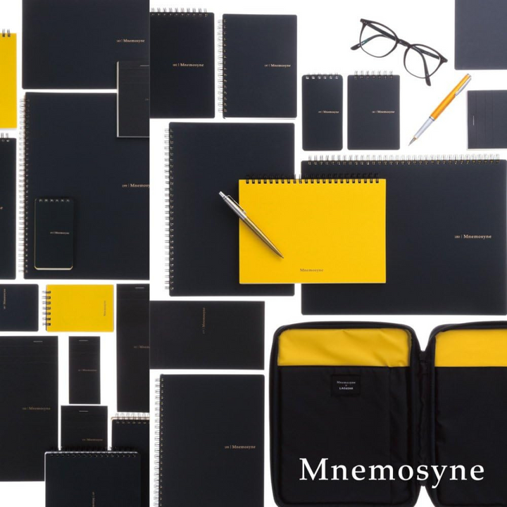 Maruman Mnemosyne Notepad Holder with A4 Graph Notepad (Black) — flat lay