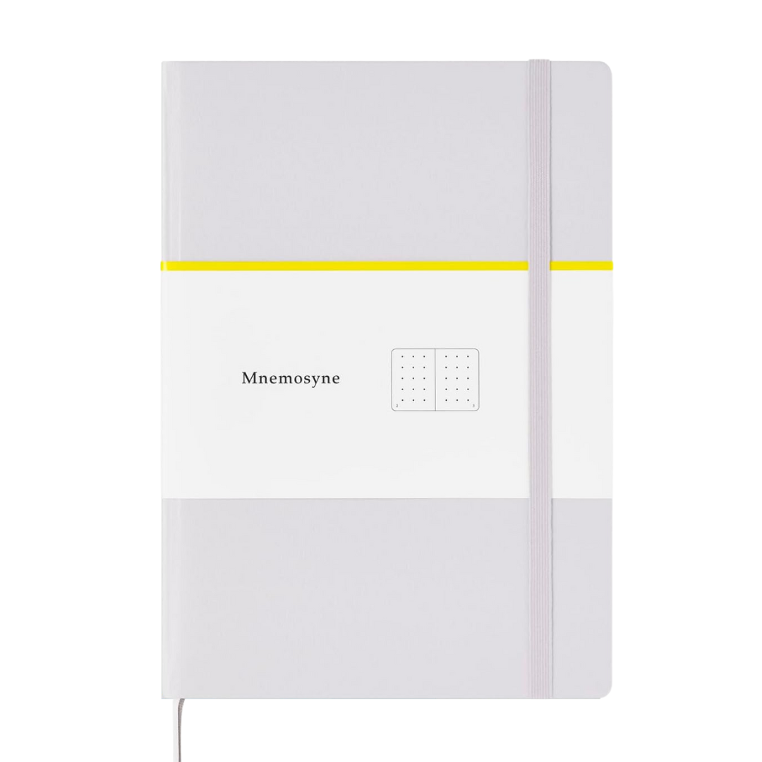 Maruman Mnemosyne A5 Journal Hardcover Notebook - Light Gray — detail view