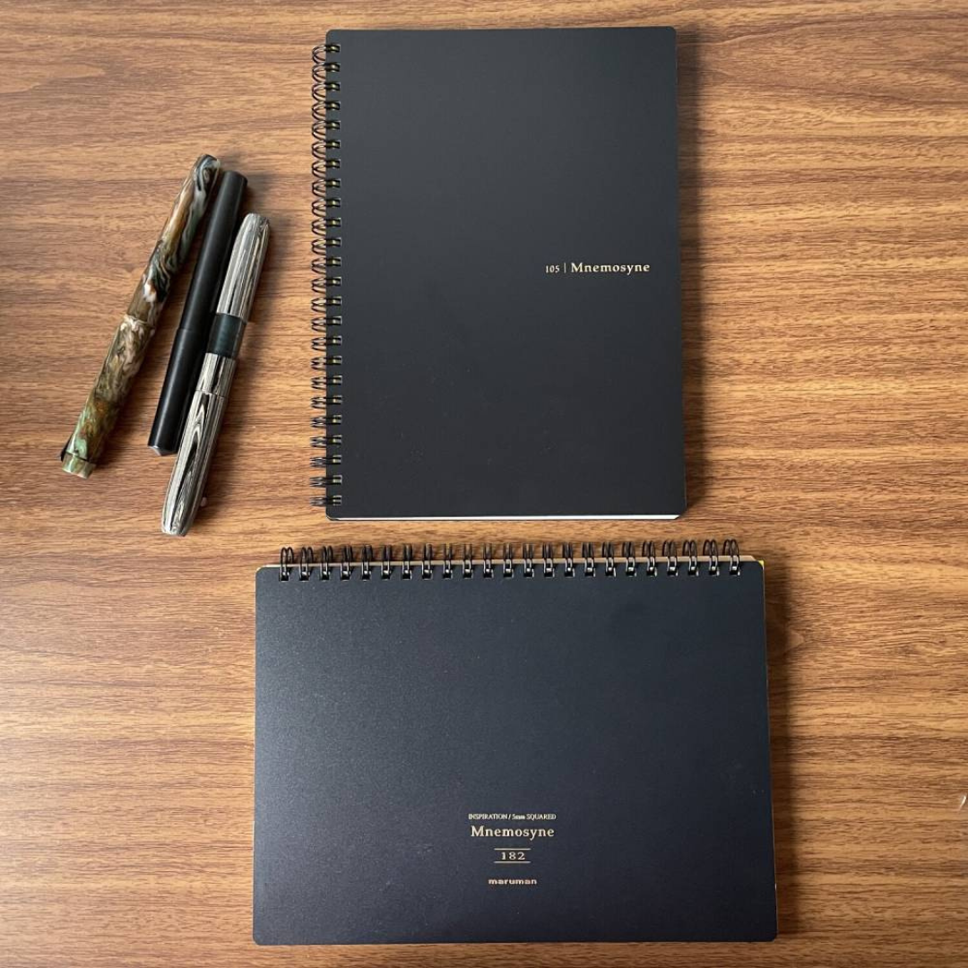Maruman Mnemosyne A5 Notebook - Dot Grid (Black) — angle view