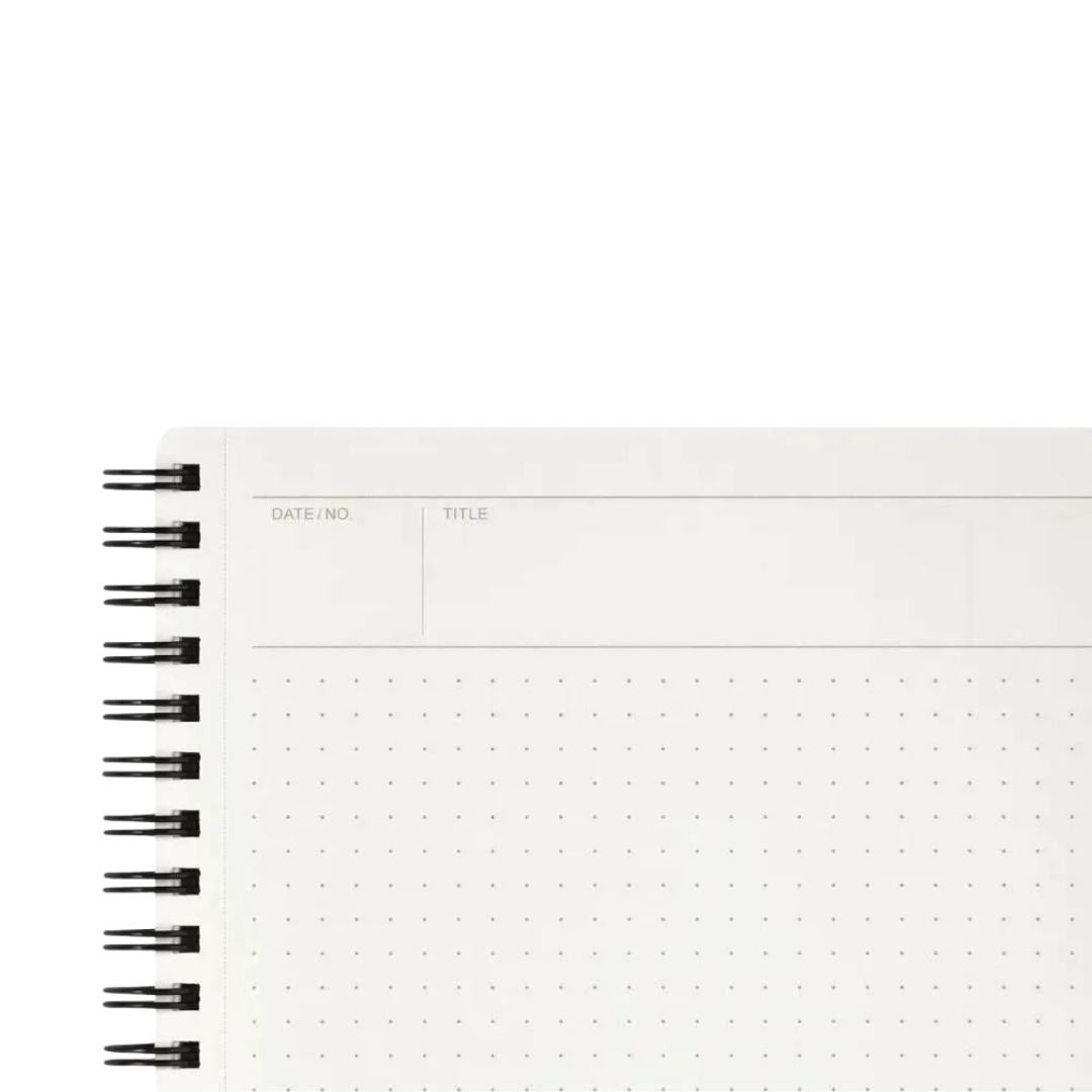 Maruman Mnemosyne B5 Notebook - Dot Grid (Black) — in use