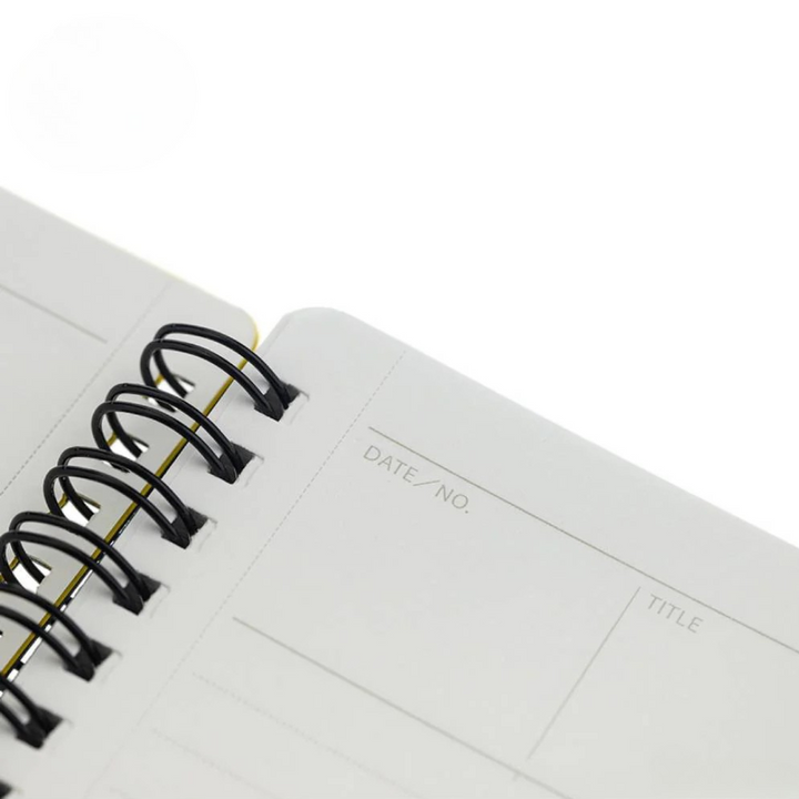 Maruman Mnemosyne B5 Notebook - Lined (Black) — close-up