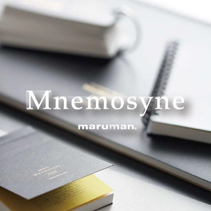 Maruman Mnemosyne Modified A8 Memo Pad - Graph (Black) — angle view