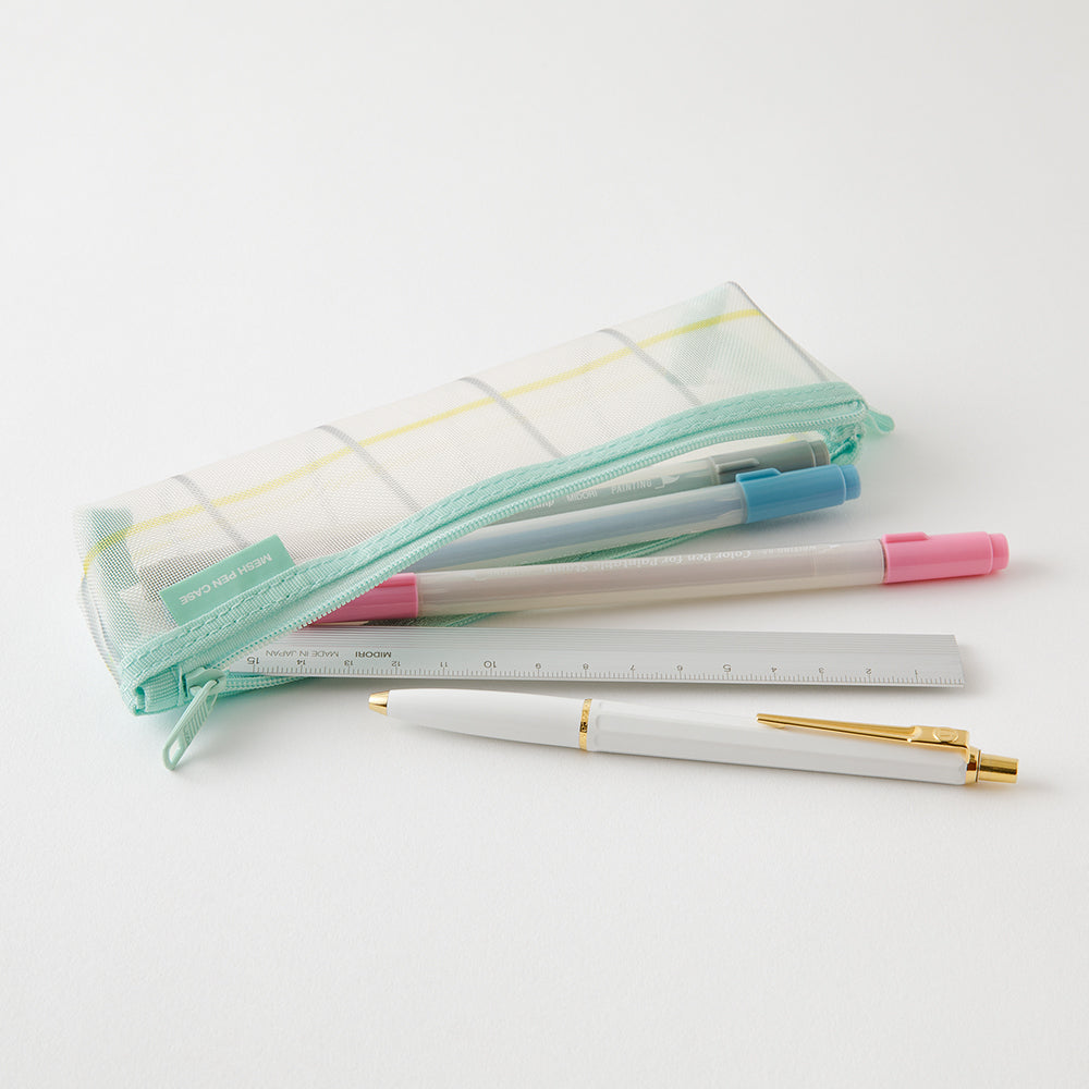 Midori Mesh Pen Case - Check Green [Limited Edition] — detail view