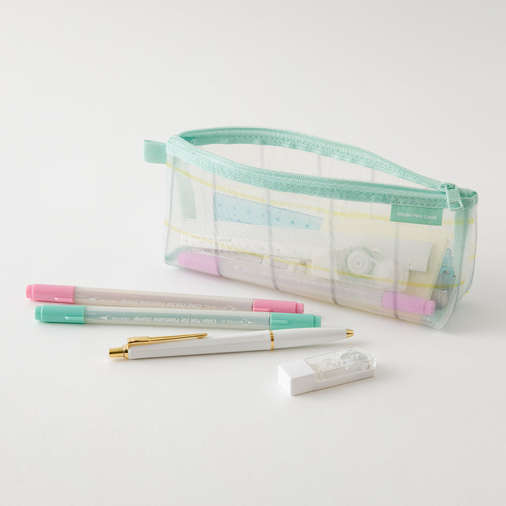 Midori Mesh Pen Case with Gusset - Check Green [Limited Edition] — detail view