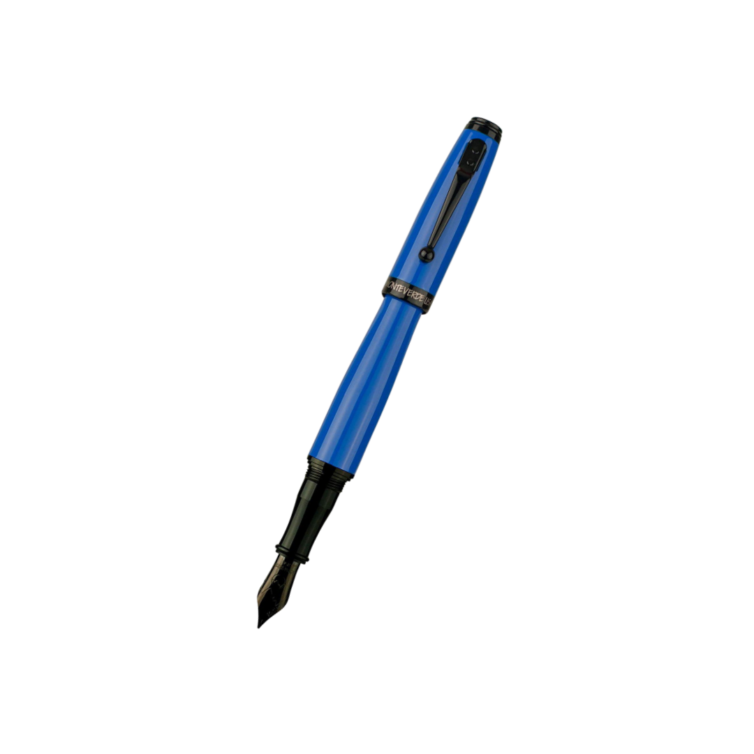 Monteverde Invincia Color Fusion Fountain Pen Thunderbird Blue — capped