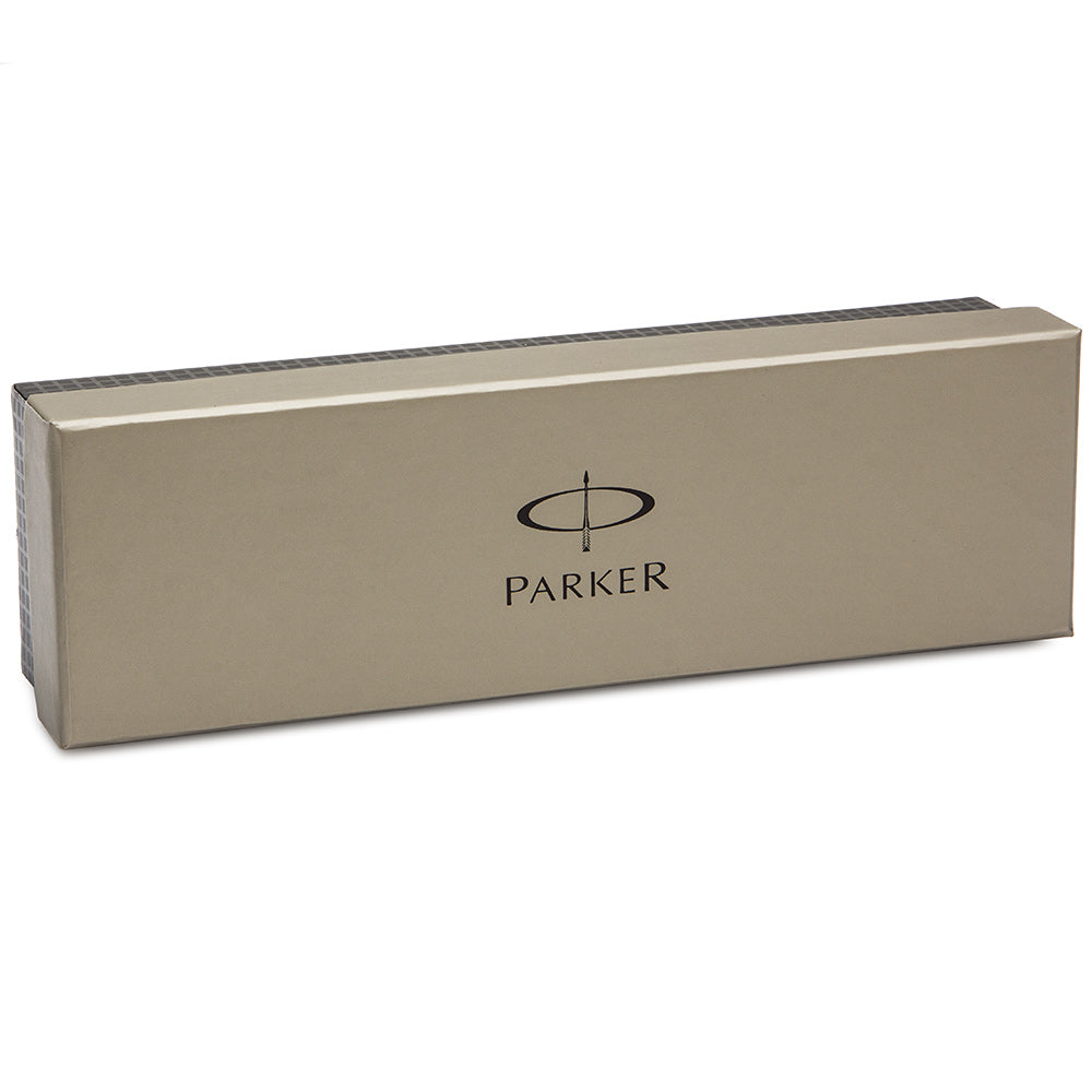 Parker Urban Premium Fountain Pen - Matte Black with Polished Black Trims — barrel detail