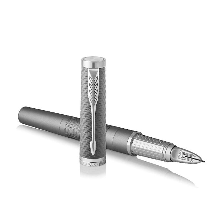Parker Ingenuity Large Chrome Deluxe CT 5th Technology Pen — angle view