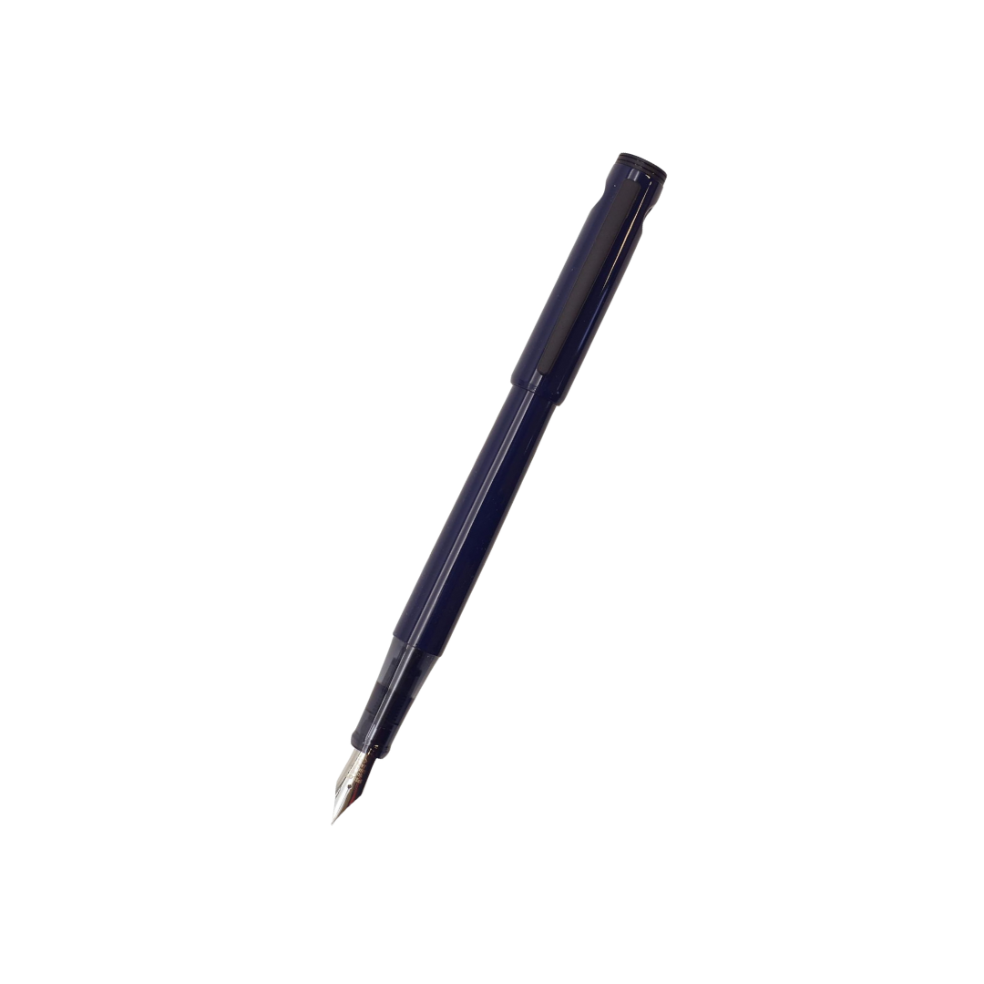Pilot LIGHTIVE Fountain Pen - Active Navy — capped