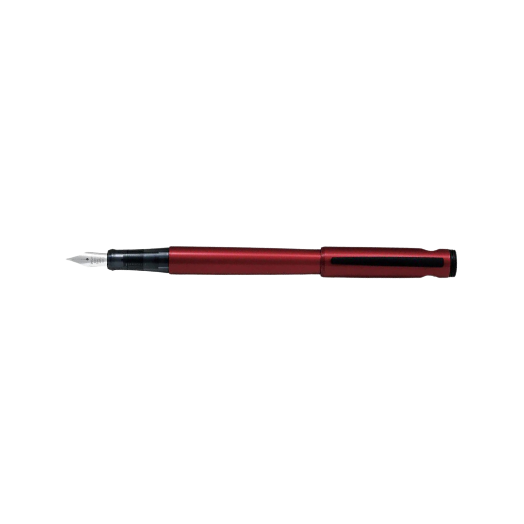 Pilot LIGHTIVE Fountain Pen - Active Red — nib close-up