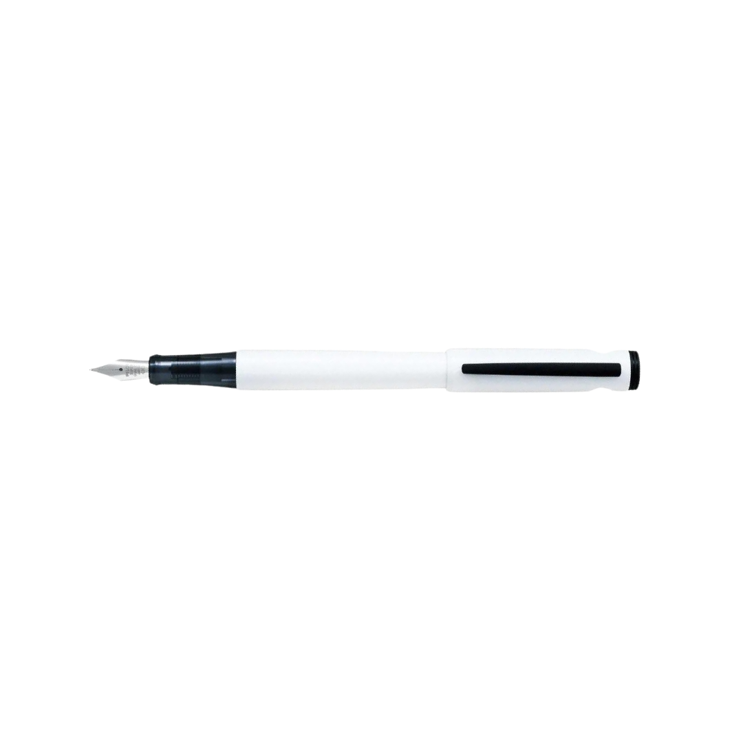 Pilot LIGHTIVE Fountain Pen - Active White — nib close-up