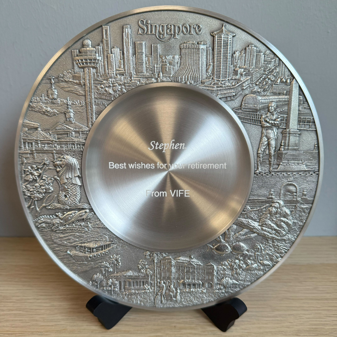 Royal Selangor Singapore Scenes Plates — angle view