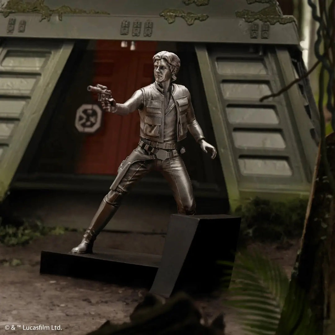 Royal Selangor Starwars Figurine - Han Solo Endor — flat lay