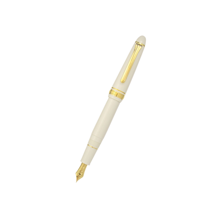Sailor 1911S 14k Nib Fountain Pen - Ivory with Gold Accent [Pre-Order] — capped