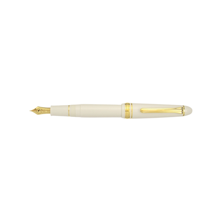 Sailor 1911S 14k Nib Fountain Pen - Ivory with Gold Accent [Pre-Order] — nib close-up