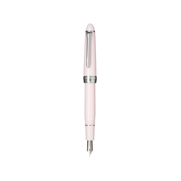 Sailor Shikiori Steel Nib Fountain Pen - Spring Sakura [Pre-Order] — uncapped with cap posted